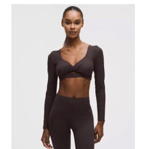 Lululemon Ribbed Nulu ™ Long-Sleeve
Bra Top sequoia brown
